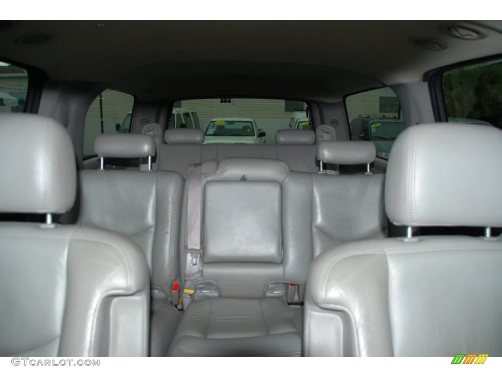2003 Suburban 1500 LT - Light Pewter Metallic / Tan/Neutral photo #31