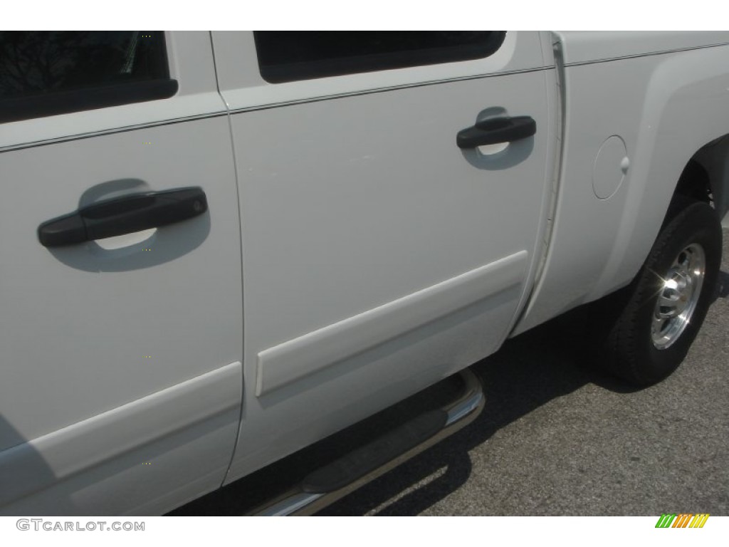 2007 Silverado 2500HD LT Crew Cab 4x4 - Summit White / Ebony photo #21
