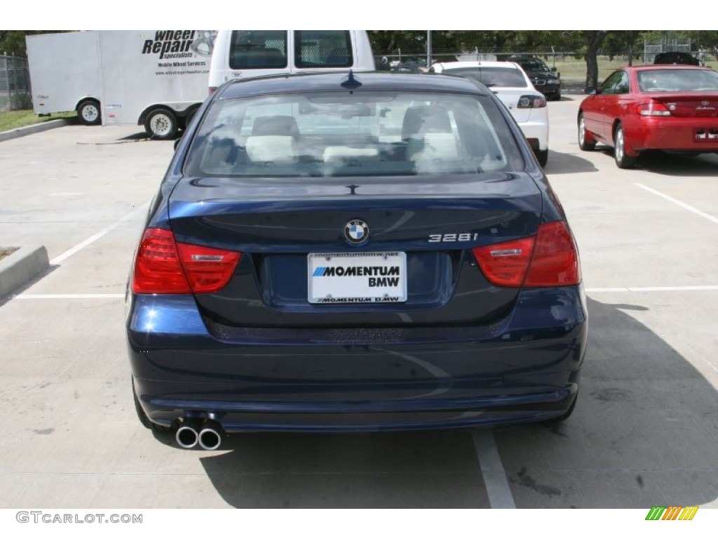 2011 3 Series 328i Sedan - Deep Sea Blue Metallic / Oyster/Black Dakota Leather photo #8