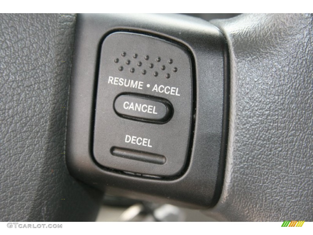 2008 Dodge Durango SXT Controls Photo #52086299