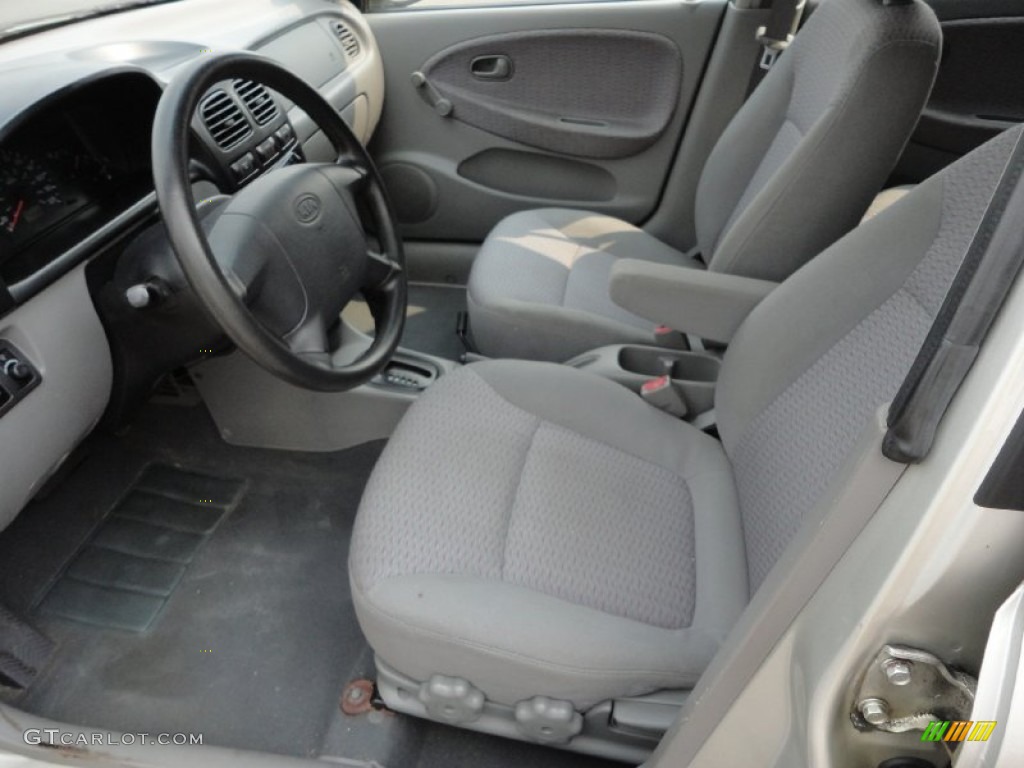 2002 Rio Cinco Hatchback - Light Silver / Gray photo #9