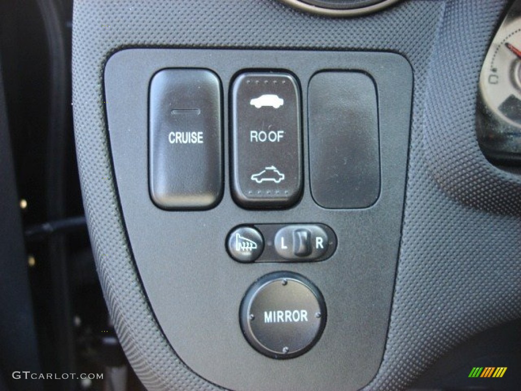 2004 Acura RSX Sports Coupe Controls Photo #52090337