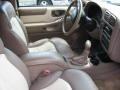 Beige Interior Photo for 2000 Chevrolet Blazer #52091441