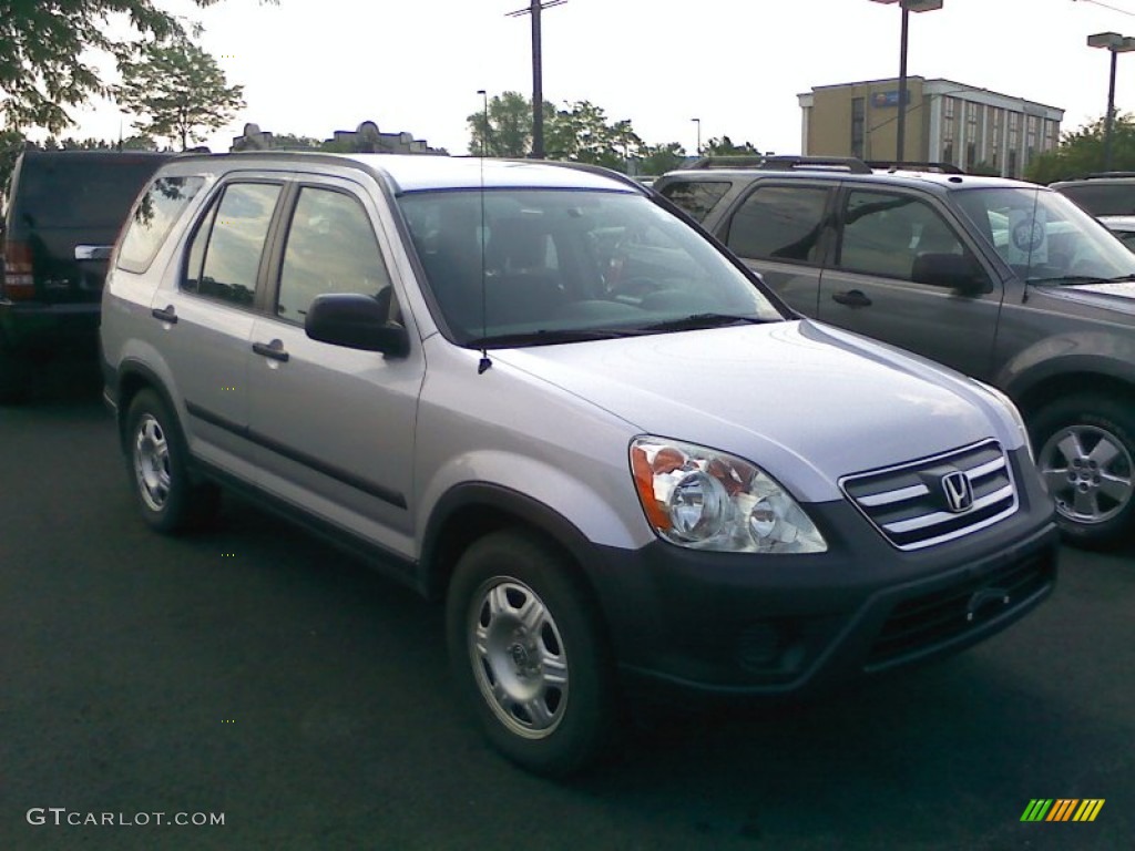 Satin Silver Metallic 2005 Honda CR-V LX Exterior Photo #52091708