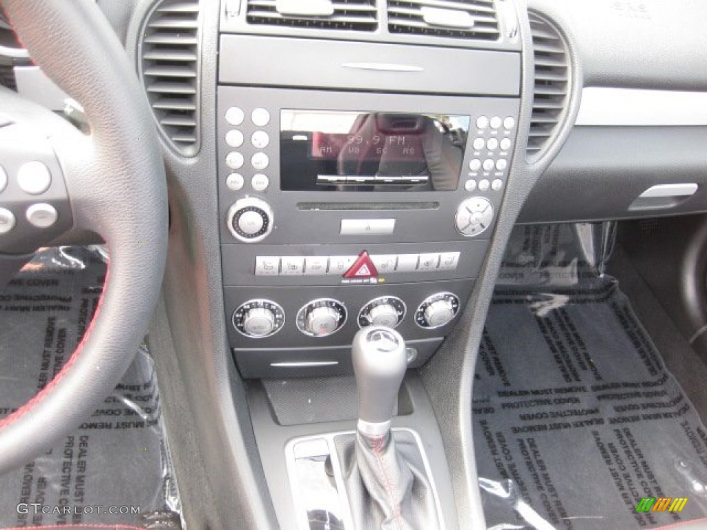 2008 Mercedes-Benz SLK 280 Edition 10 Roadster Controls Photos
