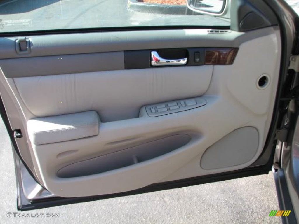 2000 Cadillac Seville SLS Door Panel Photos