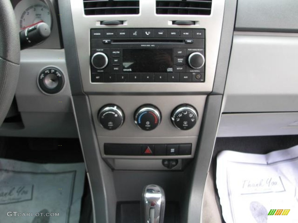 2008 Dodge Avenger SE Controls Photo #52093385