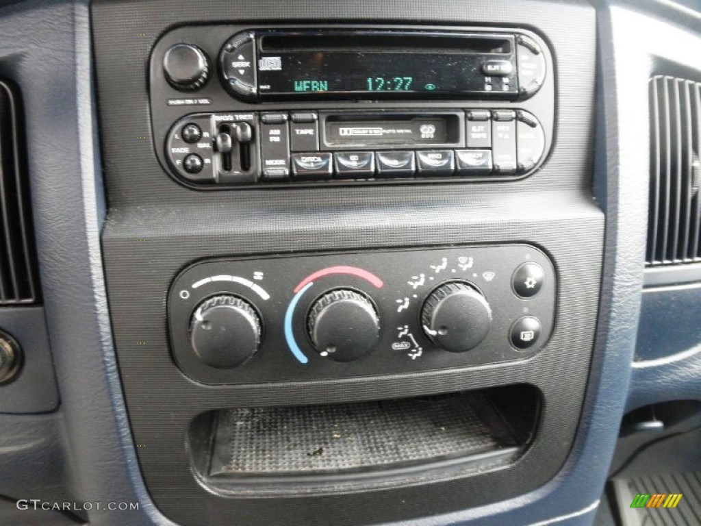 2002 Dodge Ram 1500 SLT Quad Cab Controls Photo #52094789