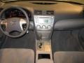 Super White - Camry LE Photo No. 20