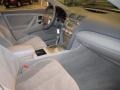 Super White - Camry LE Photo No. 24