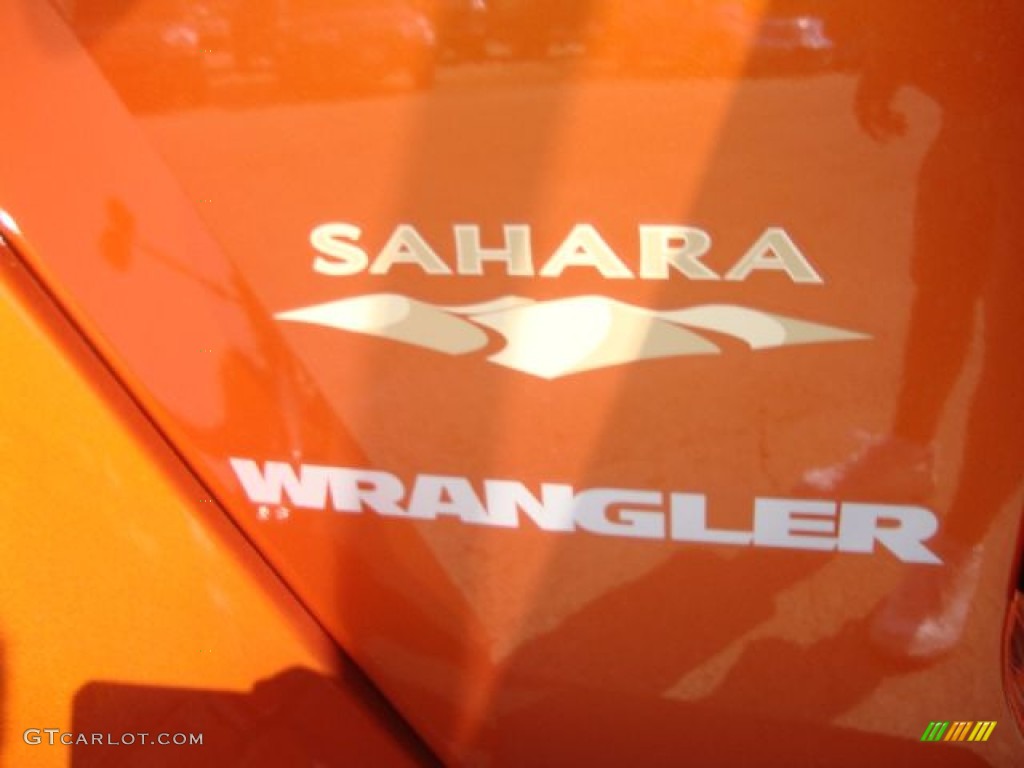 2011 Wrangler Sahara 4x4 - Mango Tango Pearl / Black/Dark Saddle photo #15