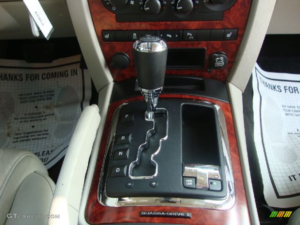 2006 Commander Limited 4x4 - Midnight Blue Pearl / Dark Slate Gray/Light Graystone photo #28