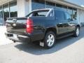 Black - Avalanche LTZ 4WD Photo No. 3
