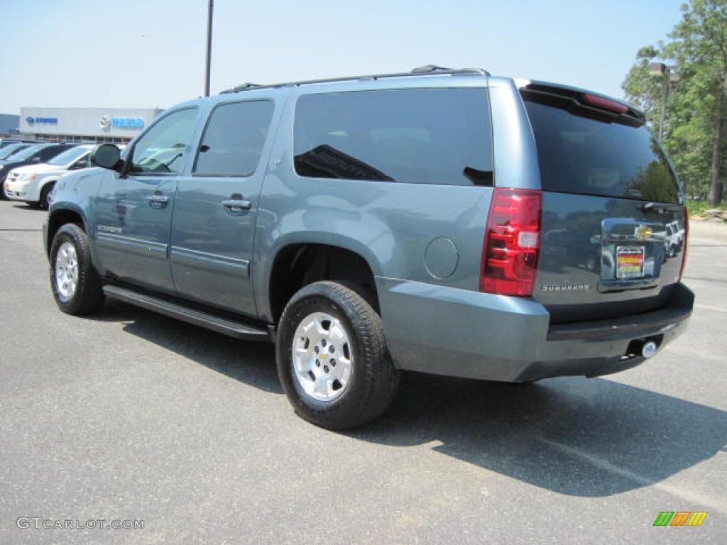 2010 Suburban LT 4x4 - Blue Granite Metallic / Ebony photo #2