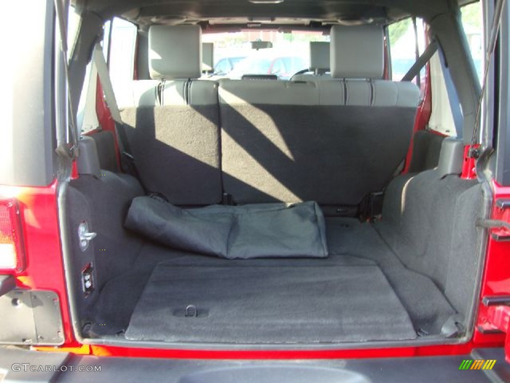 2010 Jeep Wrangler Unlimited Sport 4x4 Right Hand Drive Trunk Photo #52102366