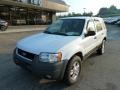 2003 Oxford White Ford Escape XLT V6 4WD  photo #8