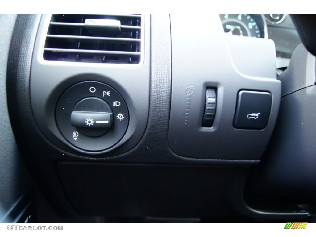 2012 Ford Flex SEL Controls Photo #52107704