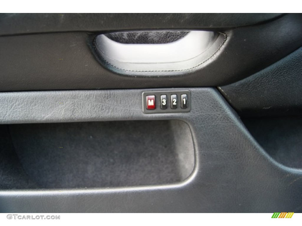 2000 BMW M5 Standard M5 Model Controls Photo #52109345