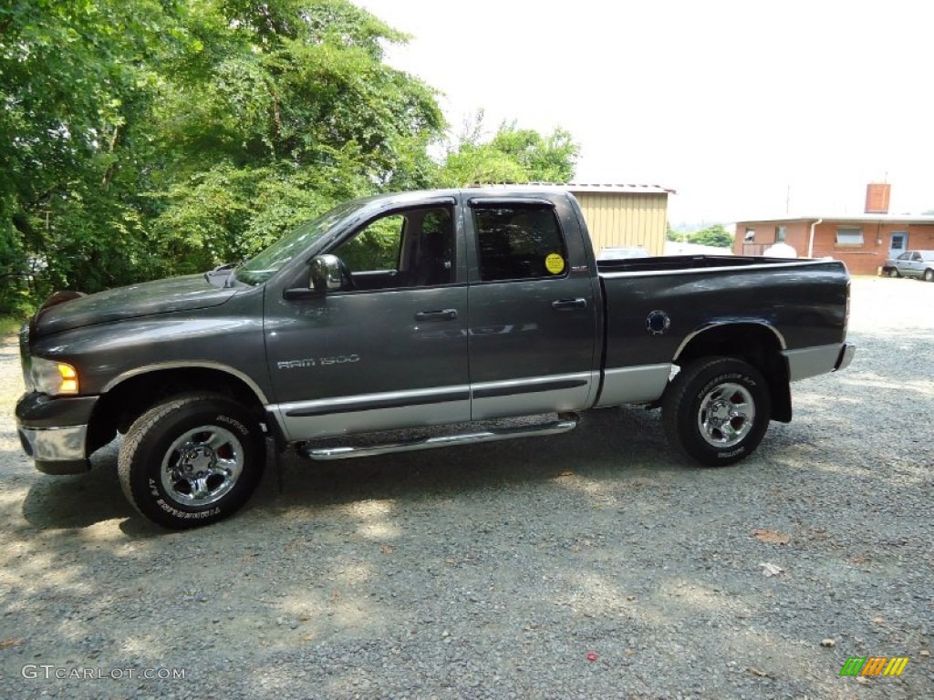 2002 Ram 1500 ST Quad Cab 4x4 - Graphite Metallic / Dark Slate Gray photo #4