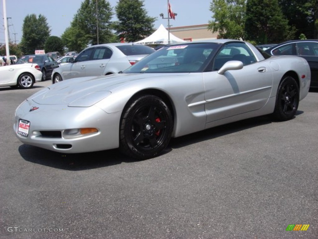 Quicksilver Metallic 2001 Chevrolet Corvette Coupe Exterior Photo #52109933