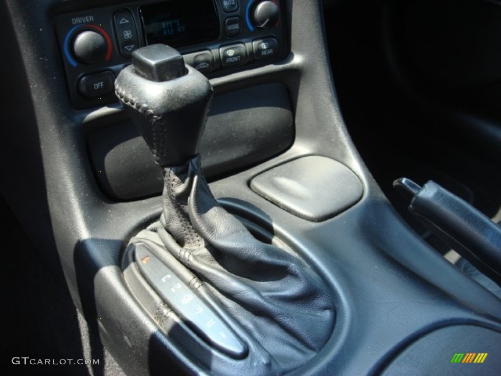 2001 Corvette Coupe - Quicksilver Metallic / Black photo #17