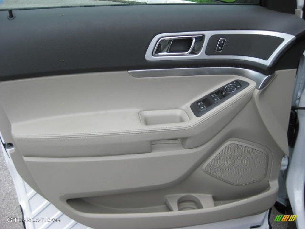 2011 Explorer XLT 4WD - White Platinum Tri-Coat / Medium Light Stone photo #15