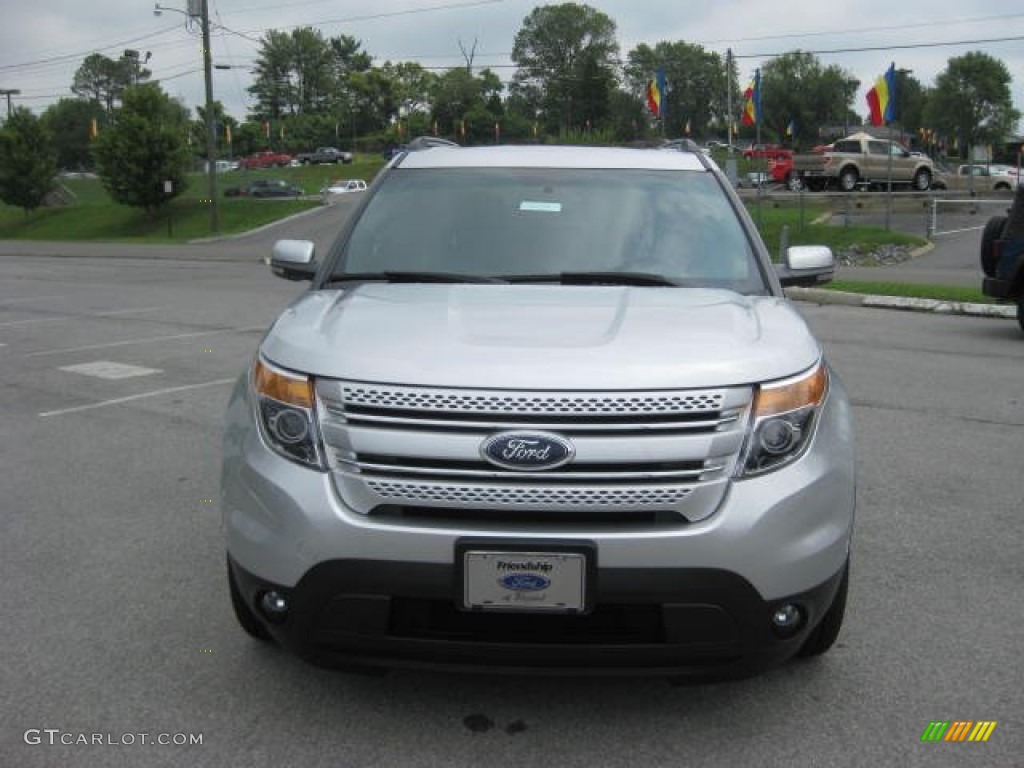 2011 Explorer Limited 4WD - Ingot Silver Metallic / Charcoal Black photo #3