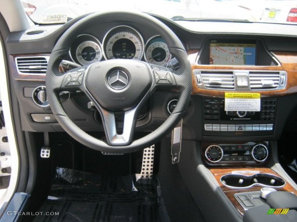 2012 Mercedes-Benz CLS 550 Coupe Black Dashboard Photo #52114288