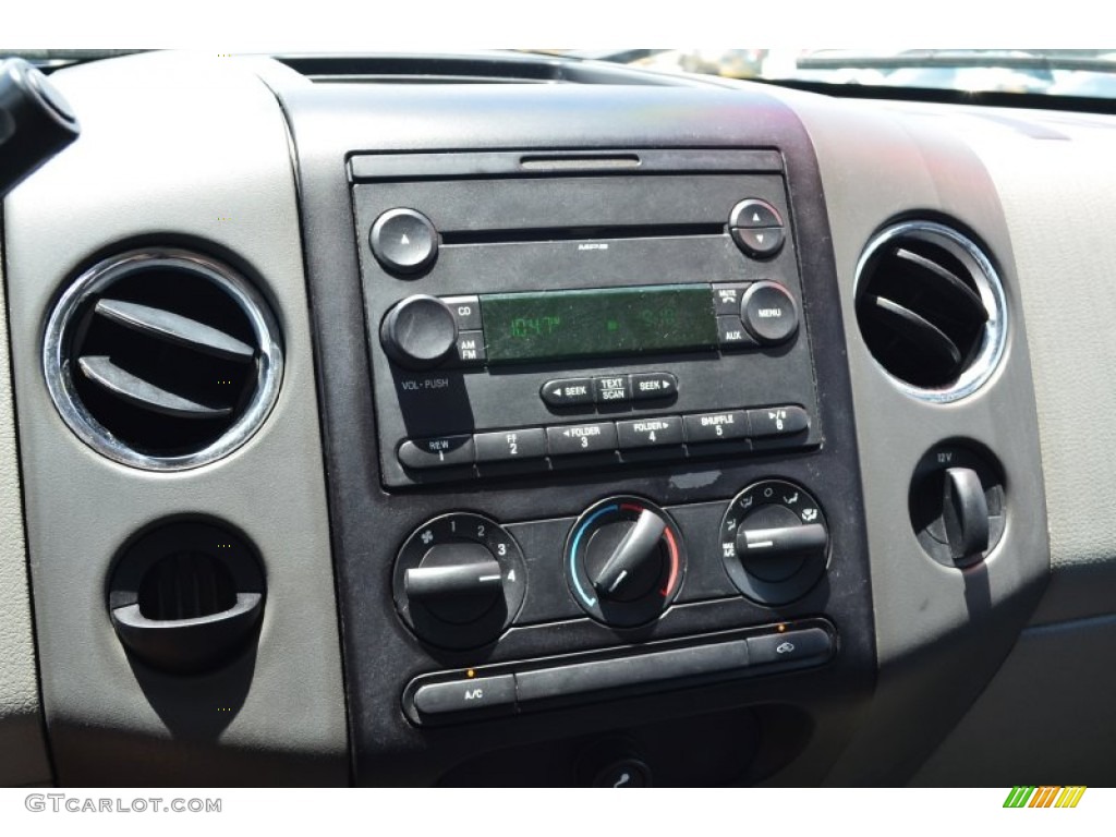 2006 F150 XLT SuperCrew - True Blue Metallic / Medium/Dark Flint photo #29