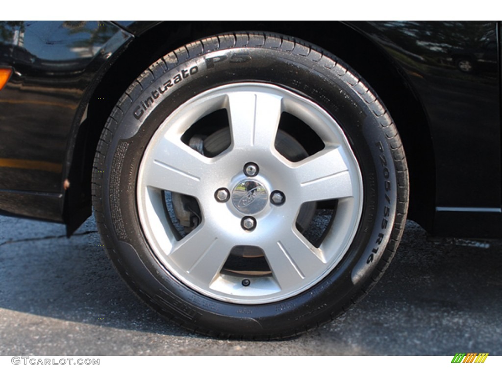 2005 Focus ZX3 SES Coupe - Pitch Black / Charcoal/Charcoal photo #12