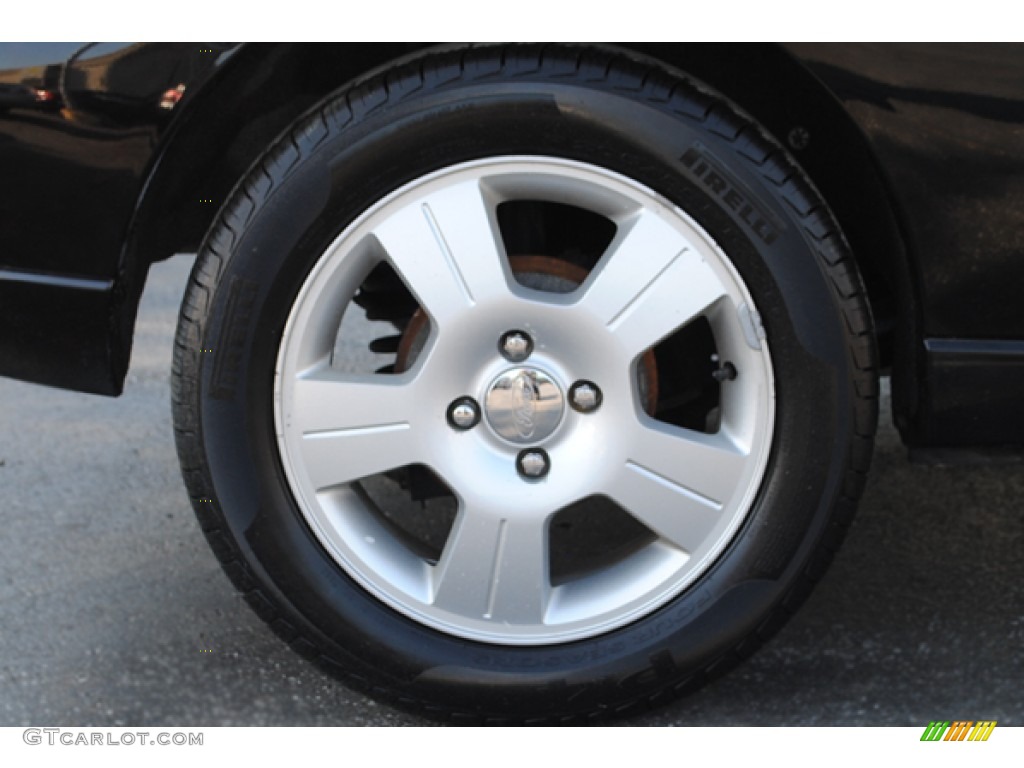 2005 Focus ZX3 SES Coupe - Pitch Black / Charcoal/Charcoal photo #14