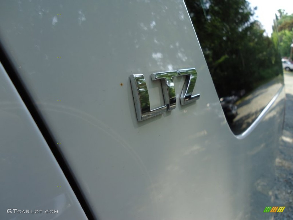 2008 Chevrolet Tahoe LTZ 4x4 Marks and Logos Photo #52121206