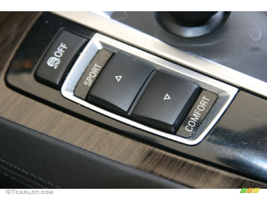2011 BMW 7 Series 750Li Sedan Controls Photo #52124413