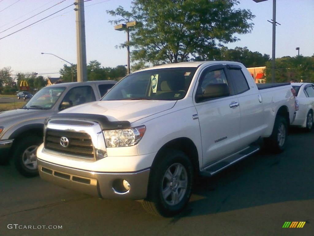 2008 Tundra SR5 Double Cab 4x4 - Super White / Graphite Gray photo #1