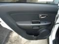 2010 Clear White Kia Soul +  photo #16