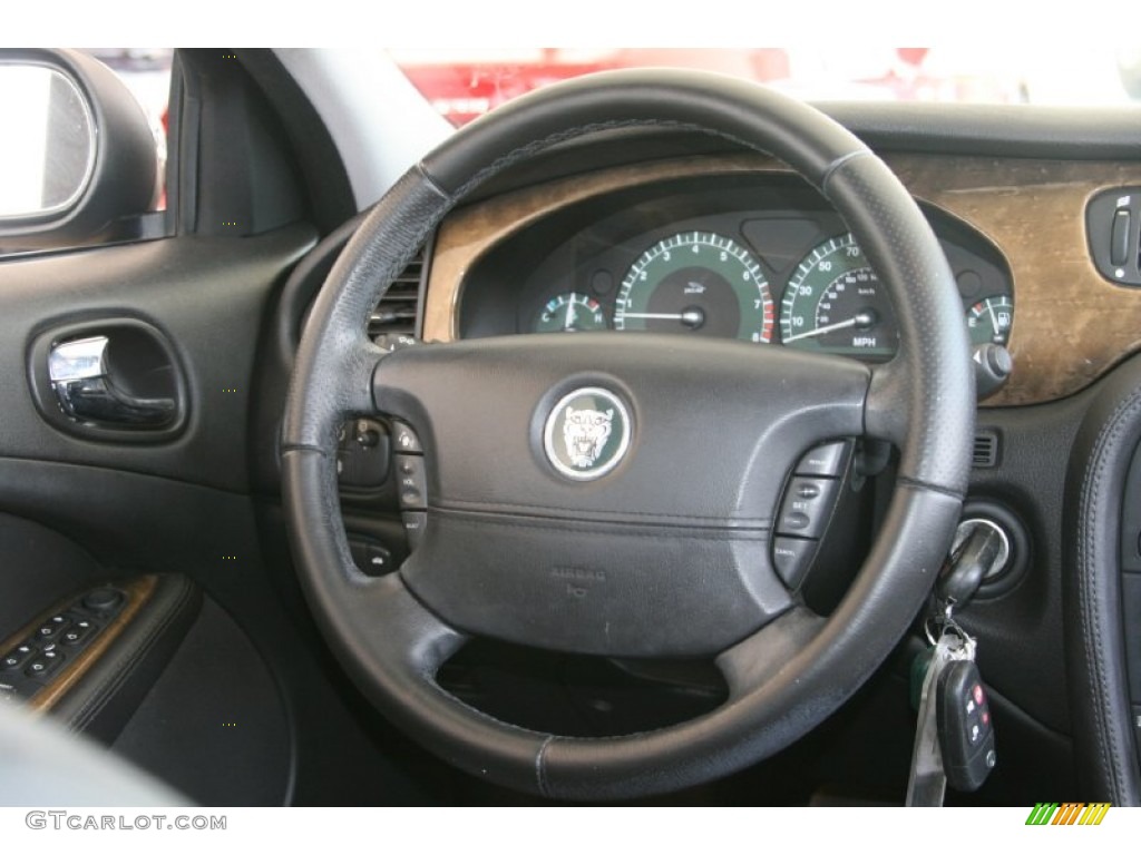 2003 Jaguar S-Type 4.2 Charcoal Steering Wheel Photo #52128277