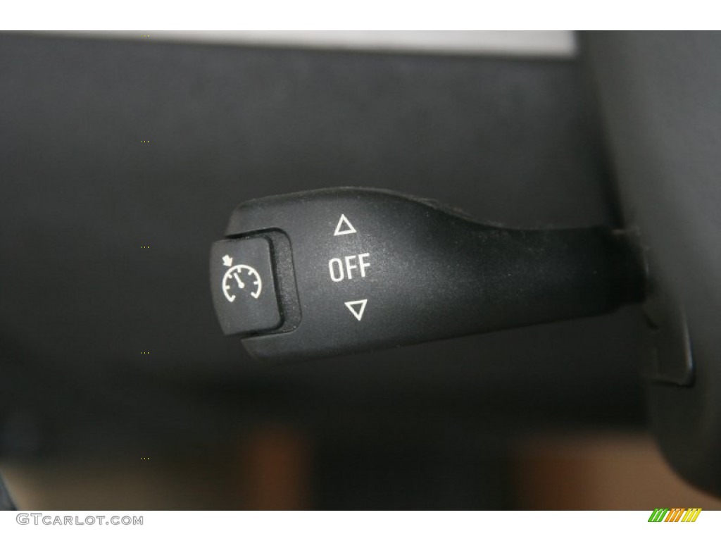 2004 BMW Z4 3.0i Roadster Controls Photo #52129009