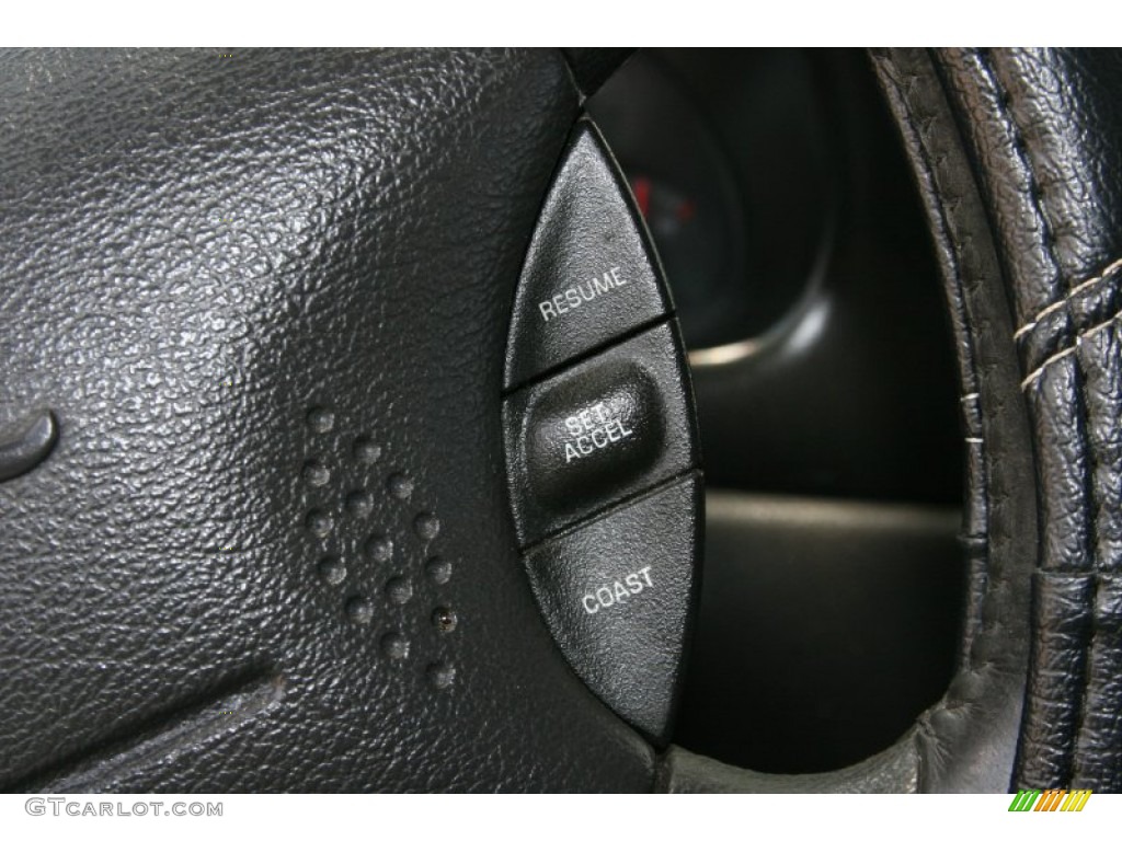 2000 Mustang GT Convertible - Silver Metallic / Dark Charcoal photo #31