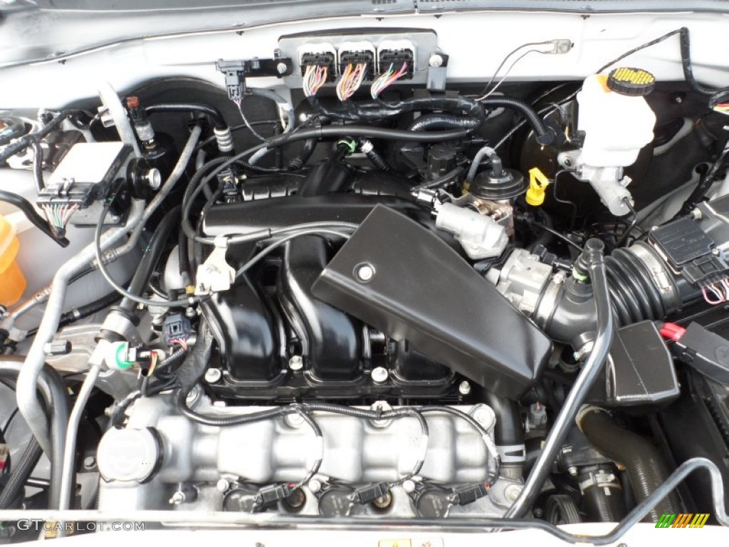 2007 Ford Escape XLT V6 3.0L DOHC 24V Duratec V6 Engine Photo #52131076