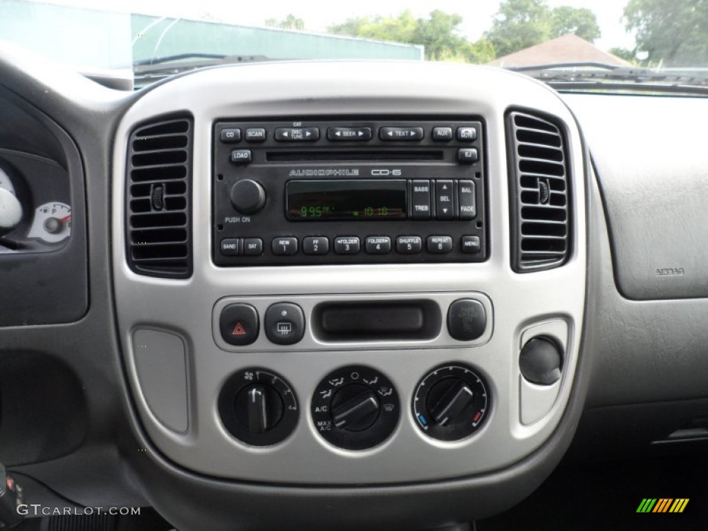 2007 Ford Escape XLT V6 Controls Photo #52131301