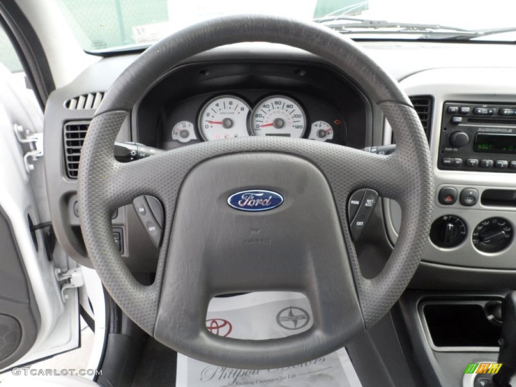 2007 Ford Escape XLT V6 Medium/Dark Flint Steering Wheel Photo #52131358