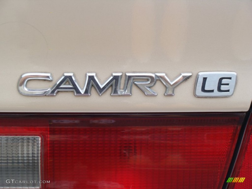 1998 Toyota Camry LE Marks and Logos Photo #52131532