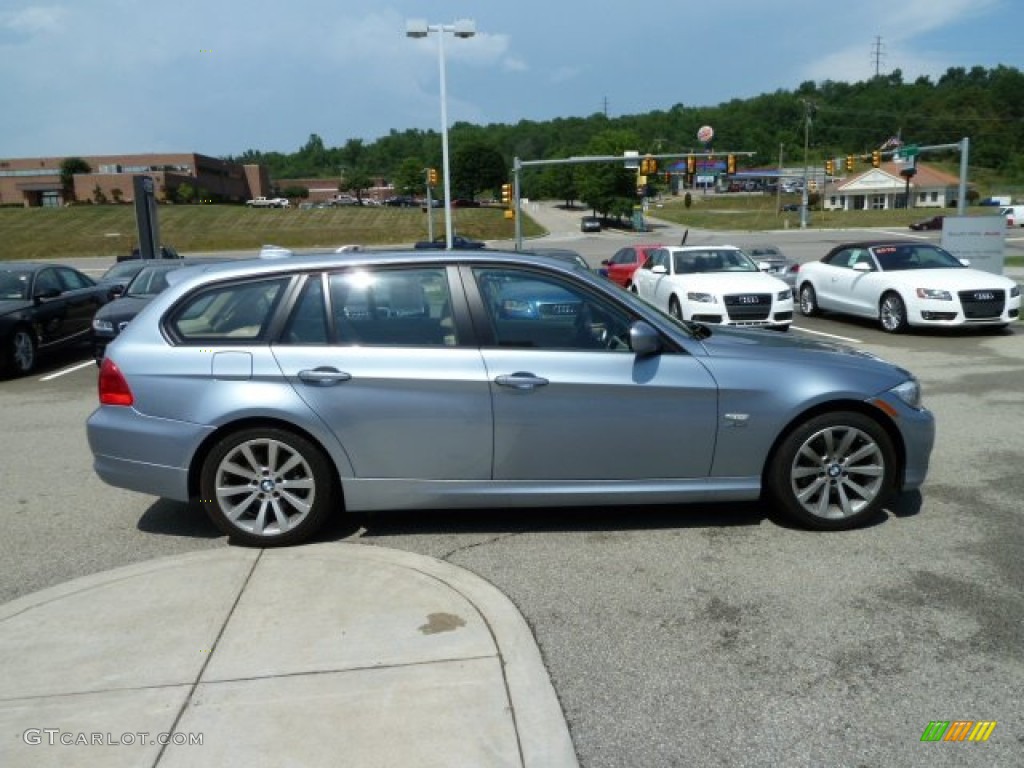 Blue Water Metallic 2011 BMW 3 Series 328i xDrive Sports Wagon Exterior Photo #52131832