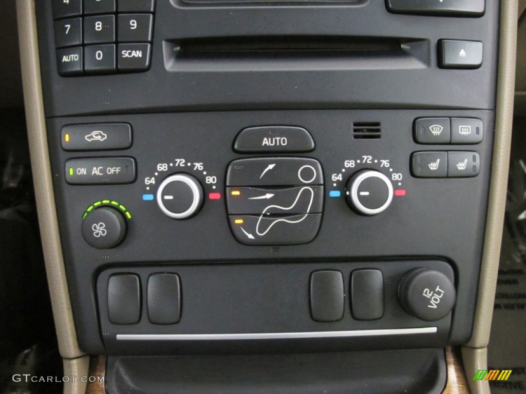 2007 Volvo XC90 3.2 Controls Photo #52132564