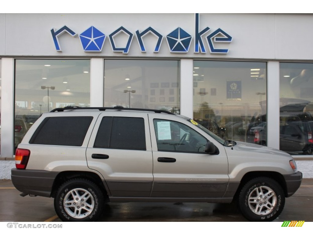 2003 Grand Cherokee Laredo 4x4 - Light Pewter Metallic / Taupe photo #2