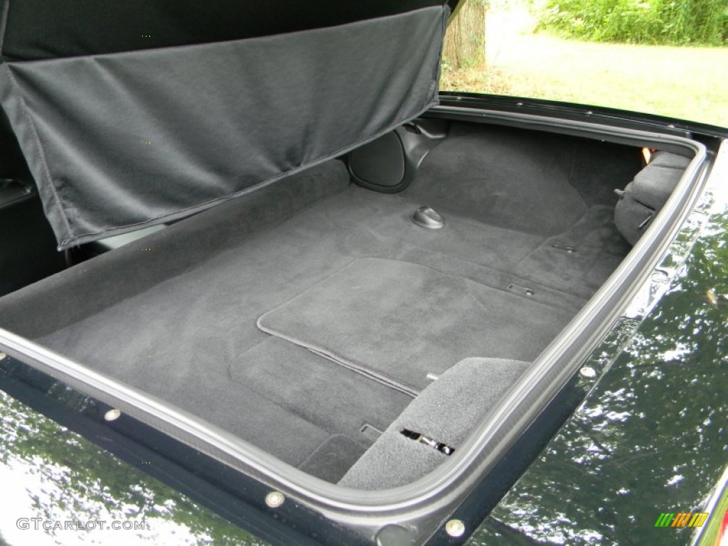 2001 Chevrolet Corvette Coupe Trunk Photo #52134274