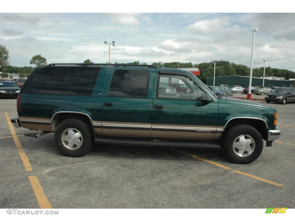 1997 Suburban K1500 4x4 - Emerald Green Metallic / Neutral photo #13