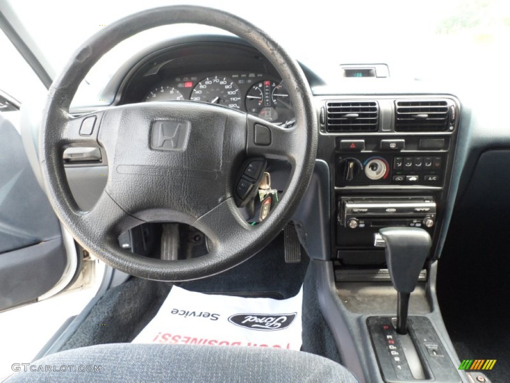 1992 Accord EX Sedan - Frost White / Gray photo #34