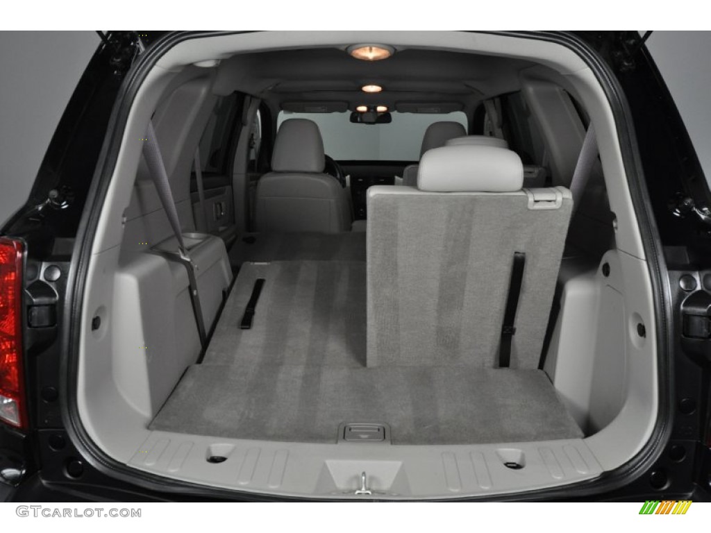 2008 Suzuki XL7 Limited AWD Trunk Photo #52137325