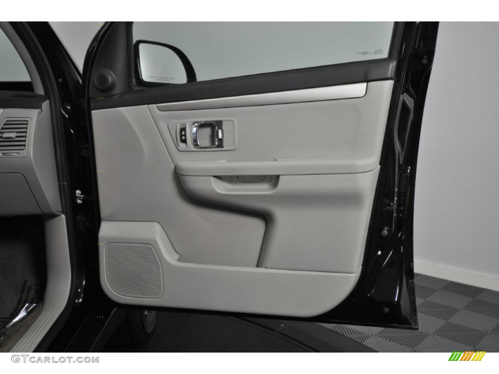 2008 Suzuki XL7 Limited AWD Grey Door Panel Photo #52137391